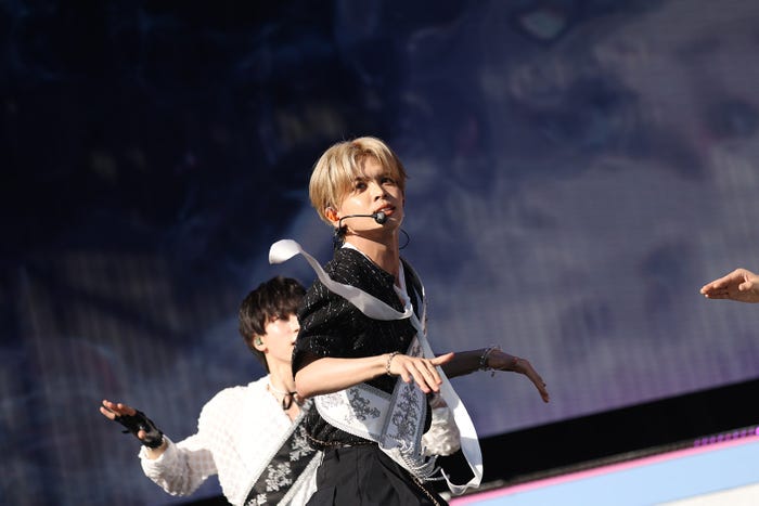 「大阪・関西万博開催記念 Survive FES」(C)吉本興業