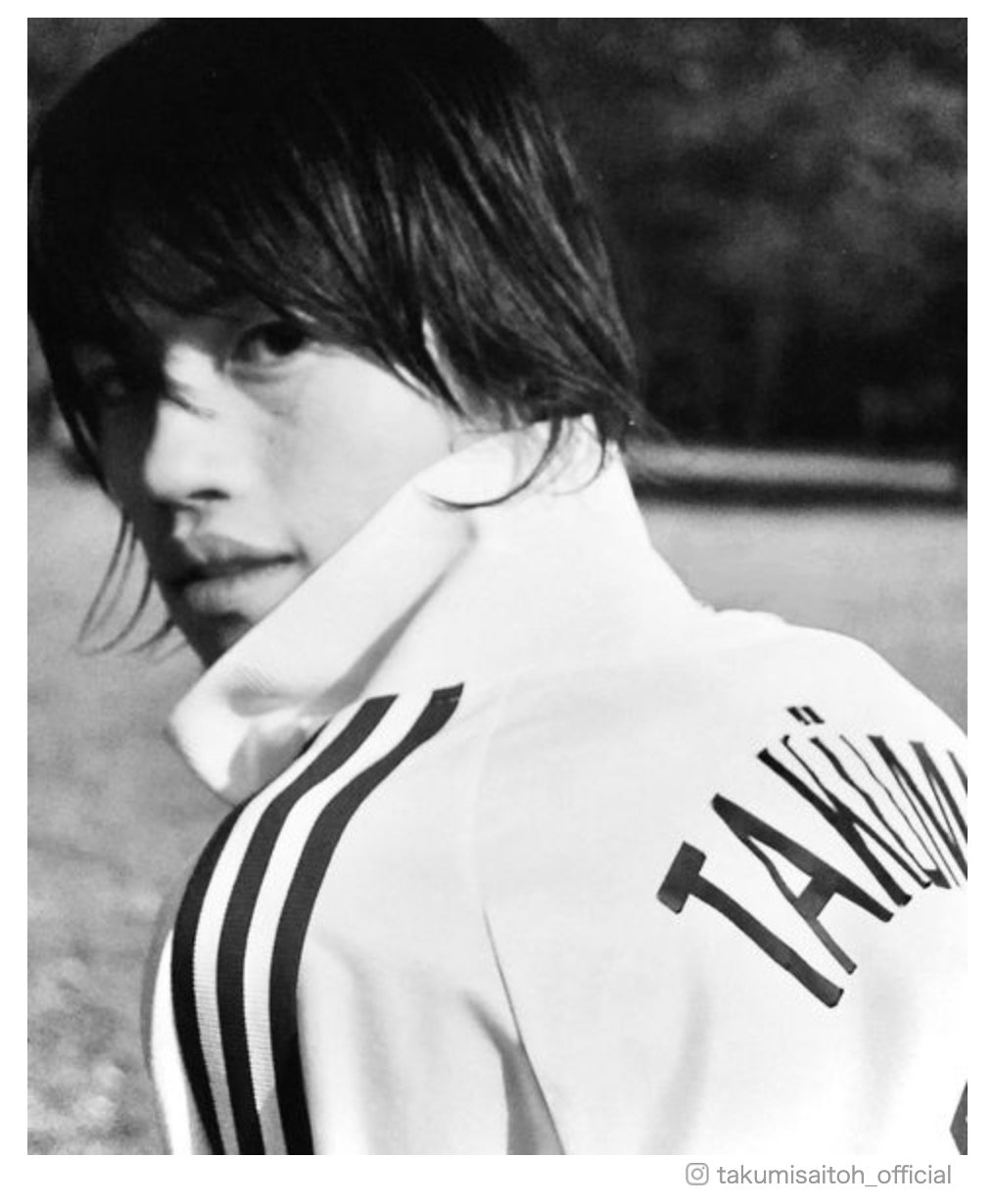 斎藤工、ノンパーマ＆ユニフォーム姿の過去写真に反響「少年感が可愛い」「若いときから色気ある」