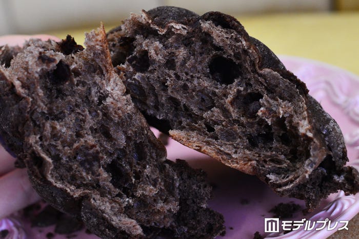 も~っちり食感チーズパン(C)モデルプレス