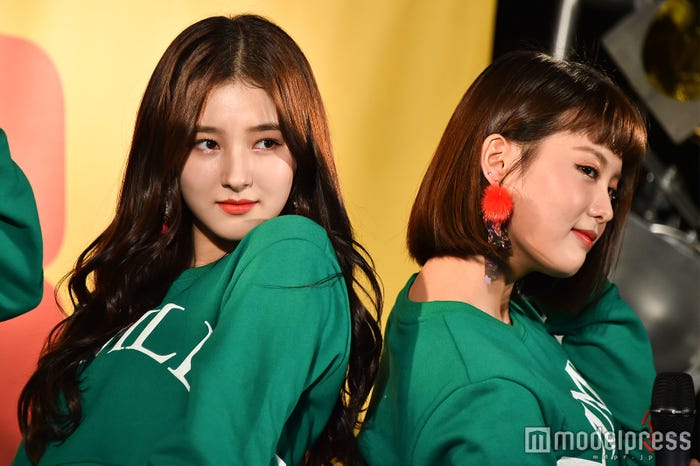 ナンシー、アイン(C)モデルプレス