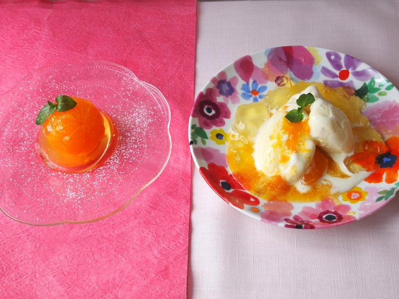 「みかんゼリーのお化粧→みかんソースのアイスクリーム」