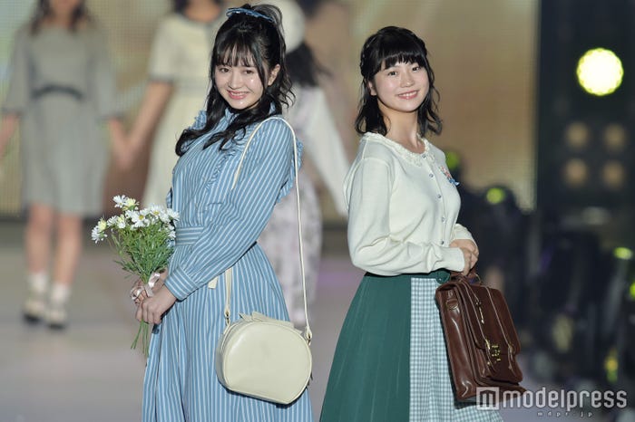 江籠裕奈、小畑優奈 (C)モデルプレス