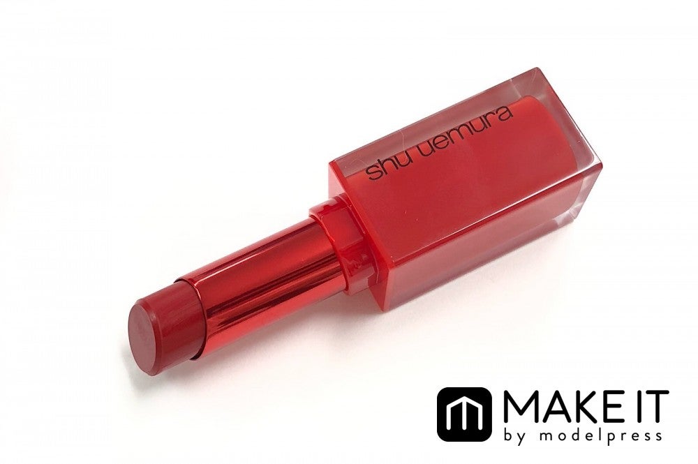shu uemura／ルージュ アンリミテッド マット／M RD 163／3,300円（税抜） (C)メイクイット