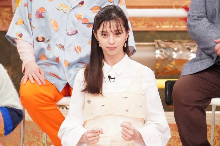 中条あやみ(C)フジテレビ