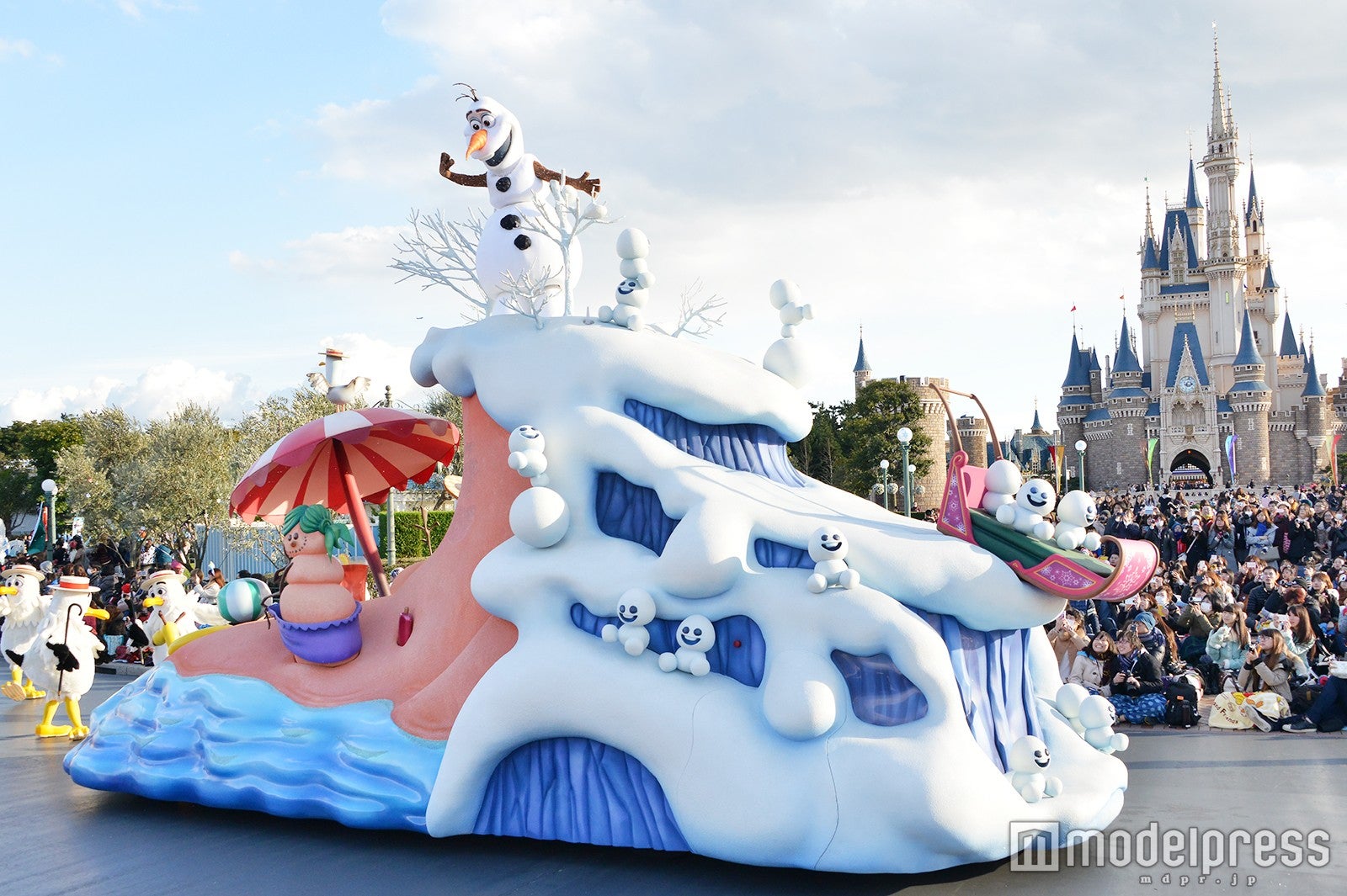 「フローズンファンタジーパレード」（C）モデルプレス