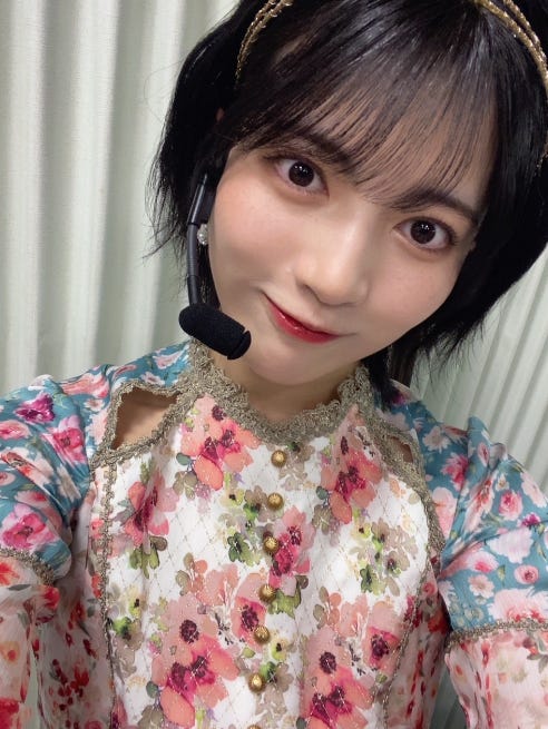 林瑠奈オフィシャルブログより