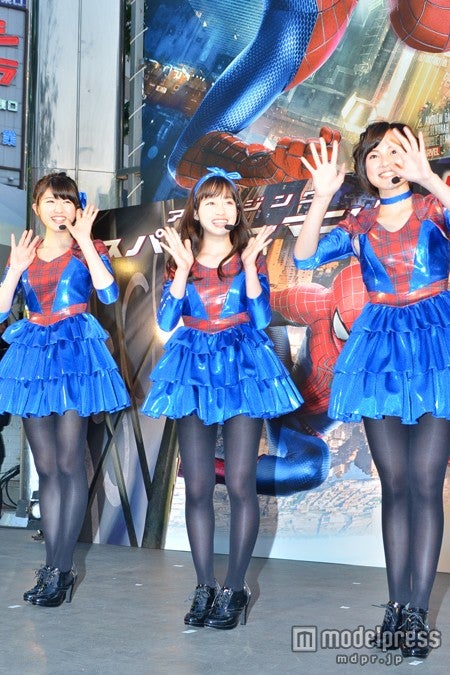 【左から】秋山美穂、橋本環奈、四宮なぎさ