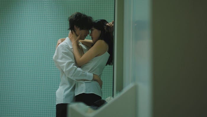 塩野瑛久、麻生久美子(C)テレビ朝日・SLL