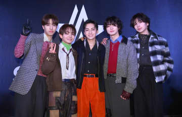 BMSG注目グループが待望デビューで台場に人人人 屋外に5000人集う SKY-HIからもエール「挑戦が始まるね」