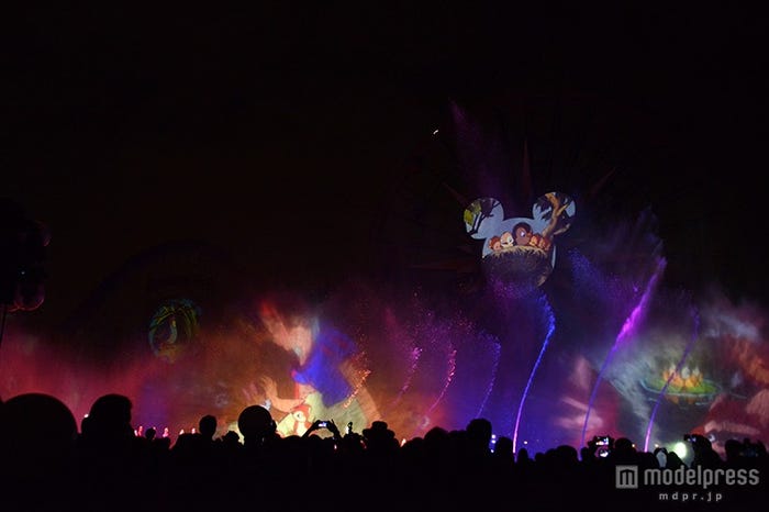 新エンターテイメント「ワールド・オブ・カラー:セレブレイト!ワンダフル・ワールド・オブ・ウォルト・ディズニー」