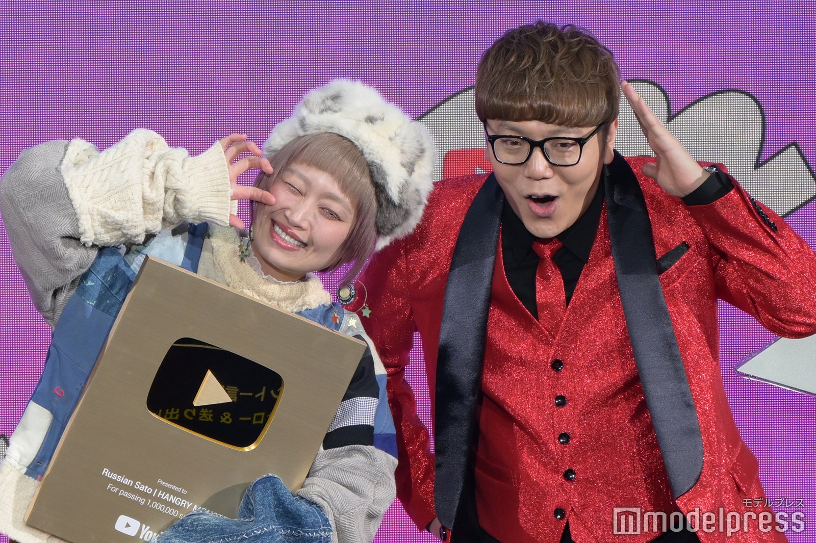 ロシアン佐藤、HIKAKIN（C）モデルプレス