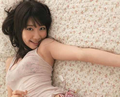 AKB48柏木由紀、セクシー入浴ショット解禁 「私と生活したらこんな感じ」