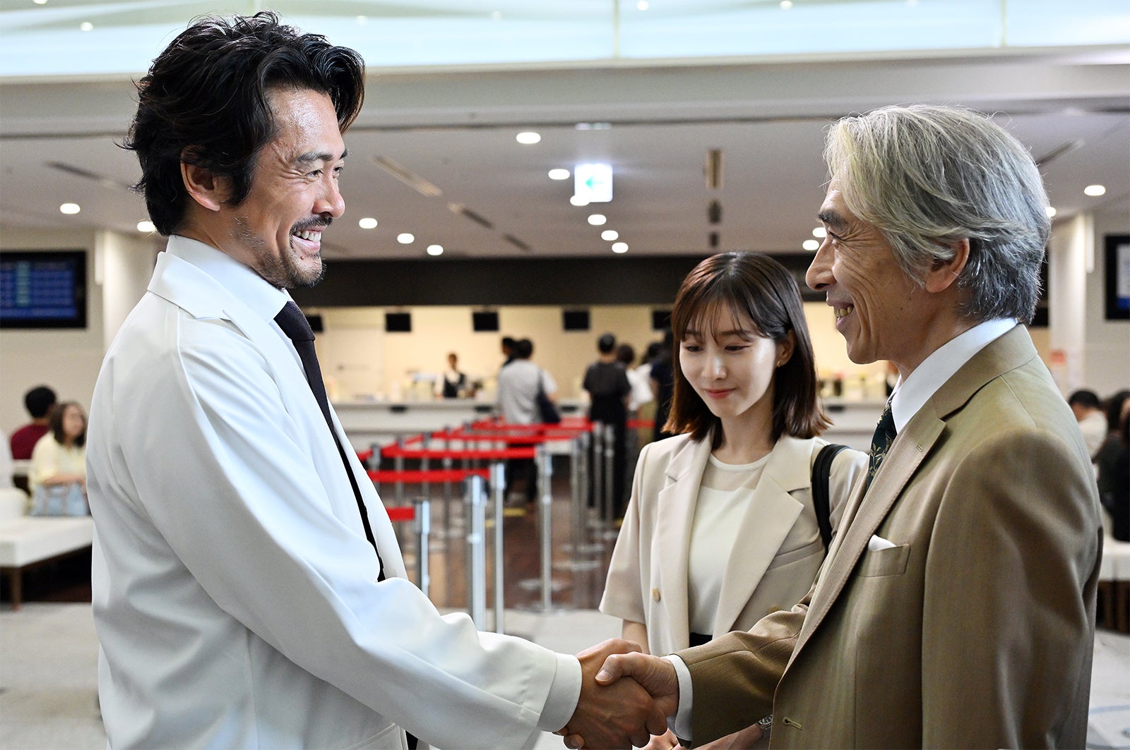 内野聖陽、田中みな実、段田安則「ブラックペアン シーズン２」第6話より（C）TBS