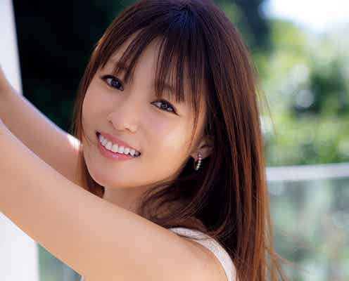 深田恭子、タンクトップで肌見せ “美の進化”捉える