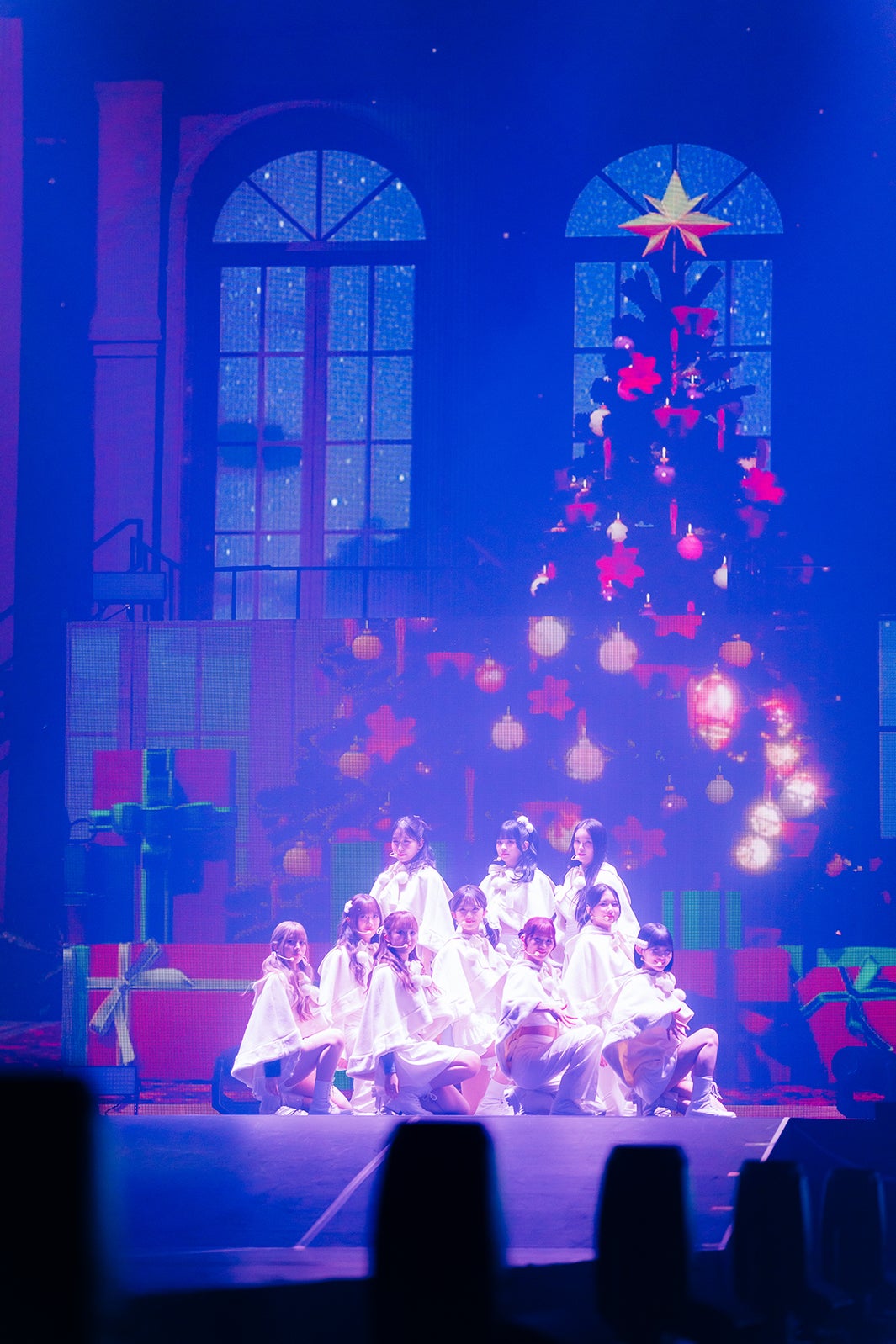 ME:I「小悪魔」「AtoZ」ユニット楽曲に歓声 メンバーが