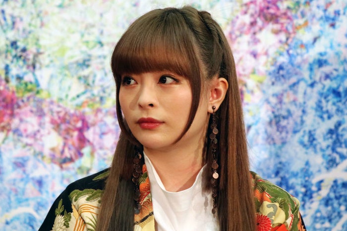 きゃりー 自分で髪を切る アニメみたいに目が大きい と驚きの声 モデルプレス きゃりー 自分で髪を切る アニメみたいに目が大きい と驚きの声 モデルプレス