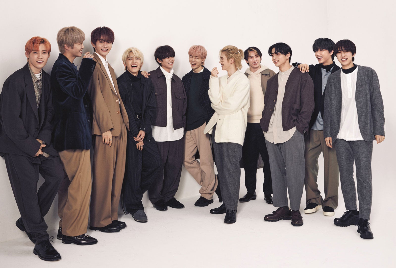 INI「Oggi」初登場「新しいボーイズグループの形」魅力語る