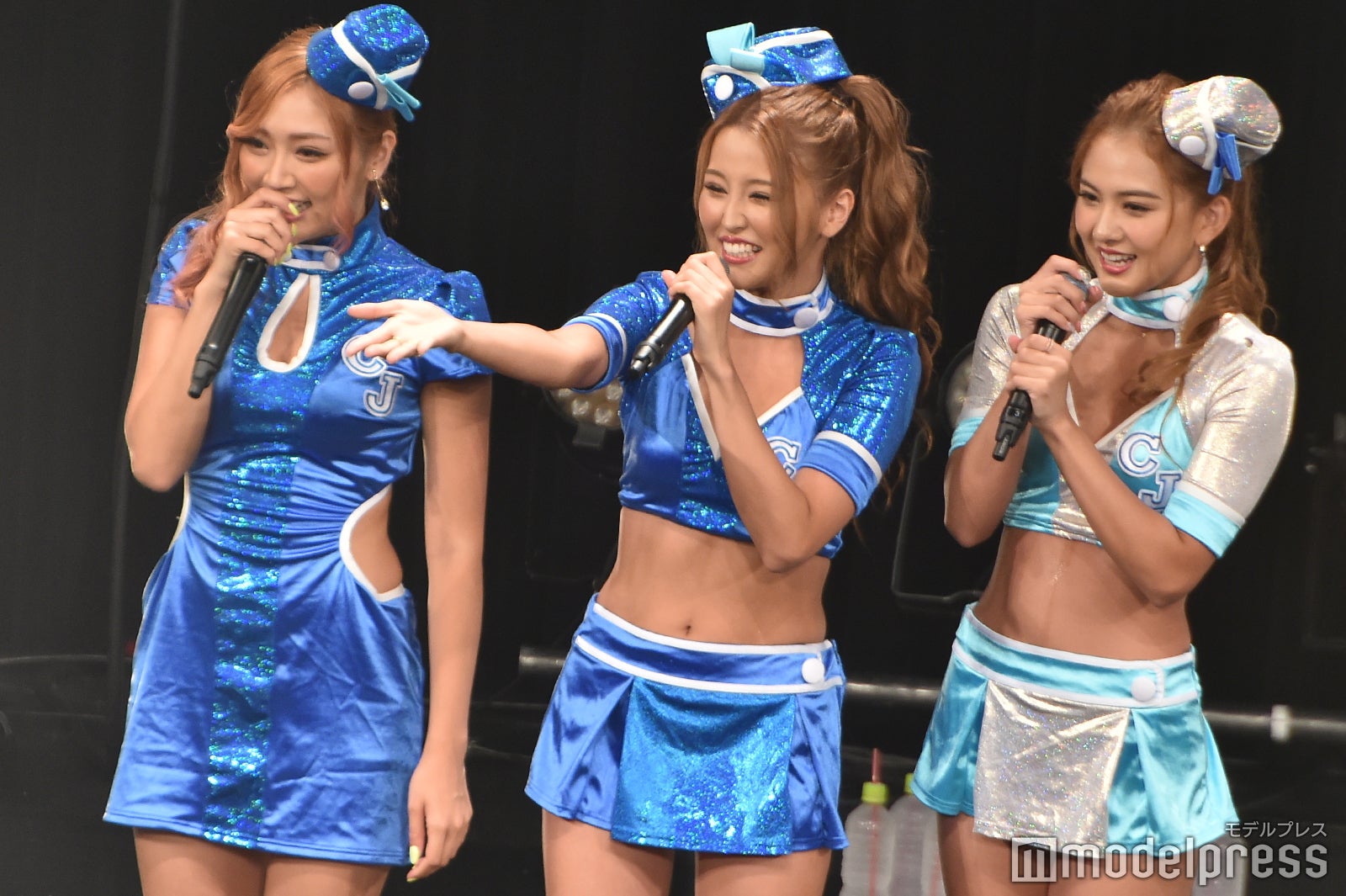 CYBERJAPAN DANCERS（C）モデルプレス