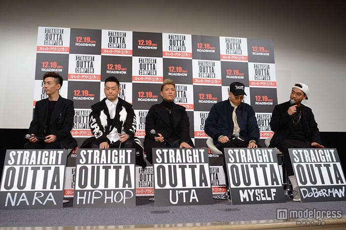 DOBERMAN INFINITY(左から)P-CHO、GS、KAZUKI、SWAY、KUBO-C