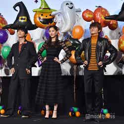 “トリコダンス”を踊った（左から）吉沢亮、新木優子、Nissy （C）モデルプレス