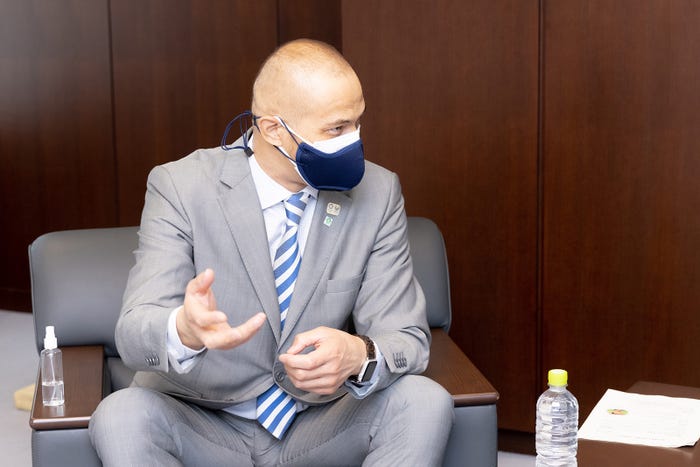 室伏広治 (提供写真)