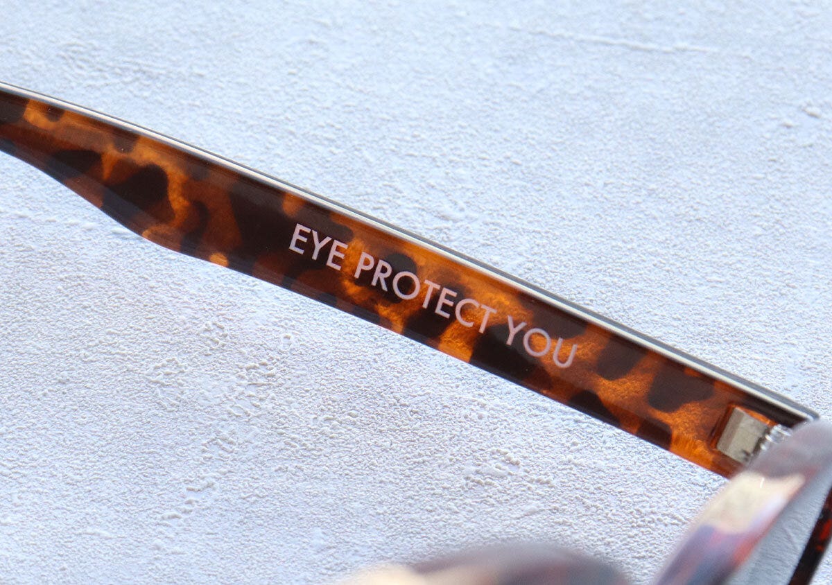 オトナミューズ2026年6月号通常付録レビューウェリントン型調光サングラスブラウンべっこう