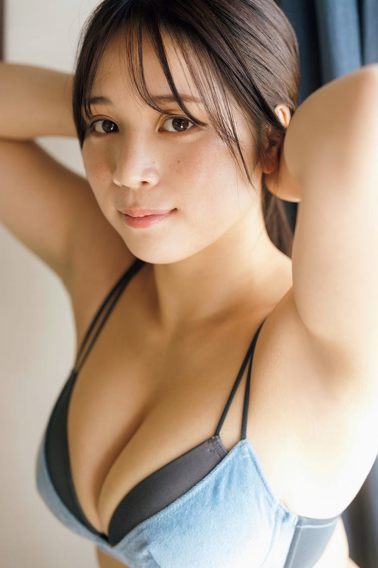 四つん這い　アイドル 画像12/32) 元HKT48田中美久、四つん這いで豊満バスト披露 - モデルプレス