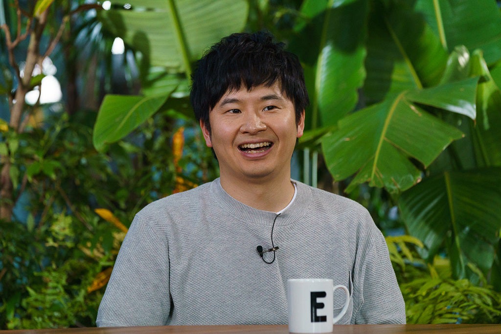 若林正恭、自分にだけ「酸素マスクが降りてきた」まさかの体験明かす そのとき相方・春日俊彰は？