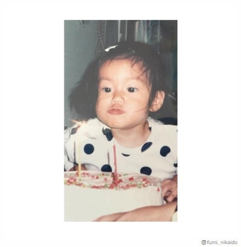 二階堂ふみ、2歳で既に「可愛すぎ」「大物感」幼少期ショットに反響