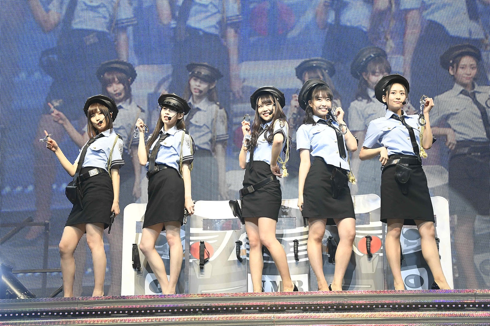 「成人式コンサート～大人になんかなるものか～」より（C）AKS