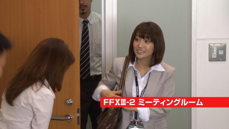 AKB48大島優子、人生初名刺にご満悦！初々しいOL姿を披露