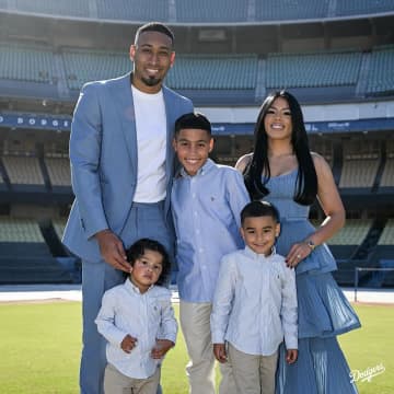 えぐっ！ドジャース加入のディアス ブルペン動画公開でファン騒然「こんなボールどうやって打つんだ？」「トランペットが強烈に」1月と思えない仕上がり