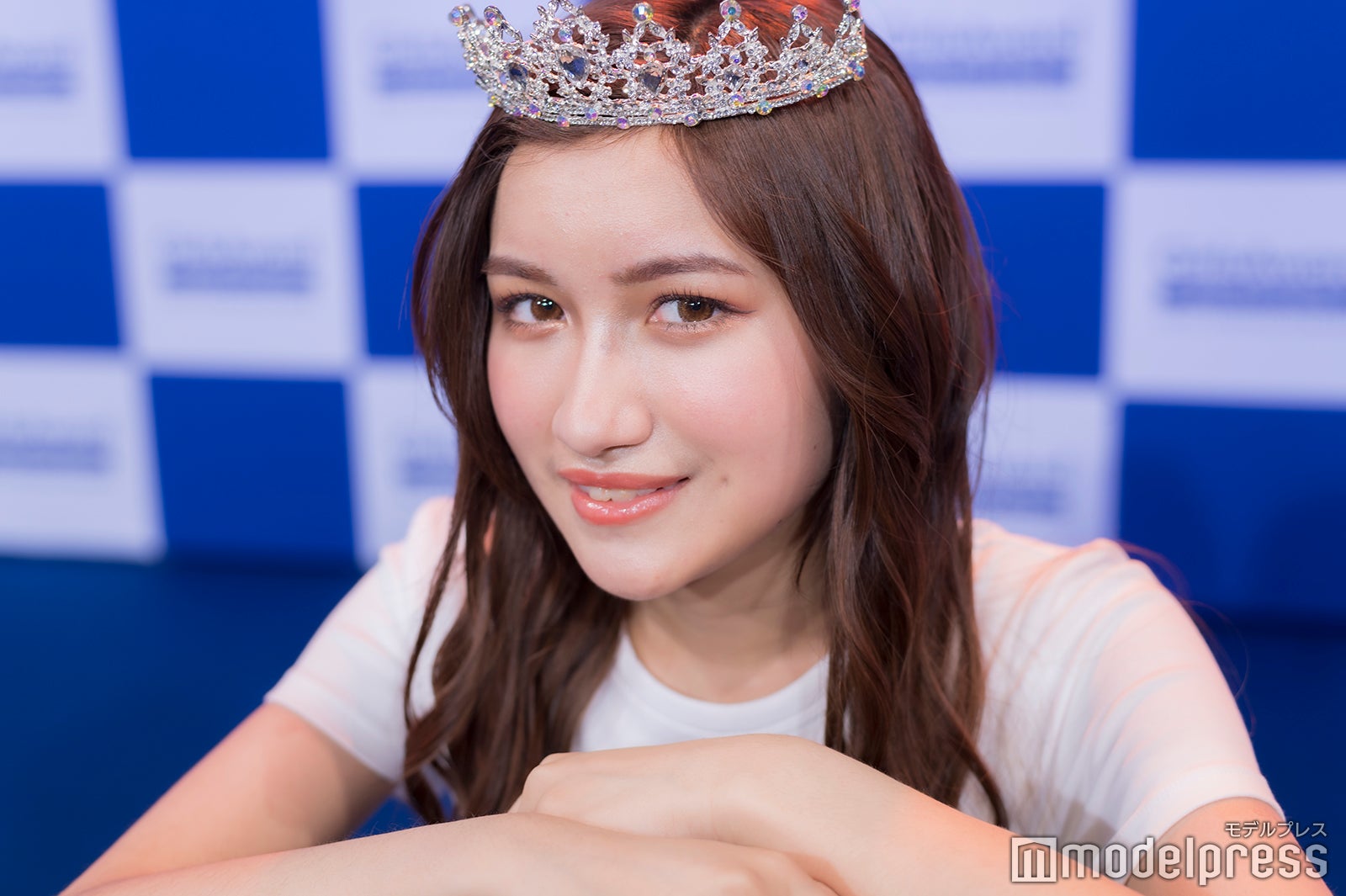 “次世代スターモデル”アシュトンすみれジャズミンさん、リベンジ果たし念願のグランプリ受賞　美脚際立つスタイルの秘訣は？＜GirlsAward AUDITION 2022 SPRING／SUMMER＞　