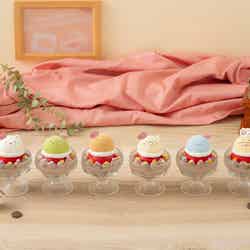 まめマスター特製タルトサンデー 税込990円(C)2025 San-X Co.,Ltd.All Rights Reserved.