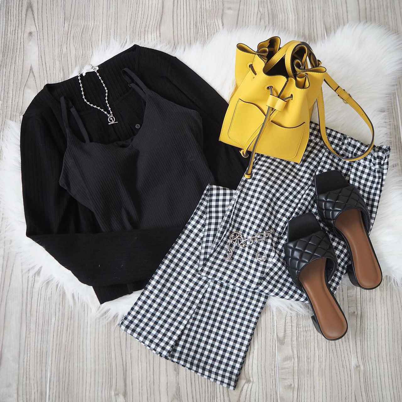 実は人気集めてます しまむら の バッグ が超使えるってウワサ モデルプレス