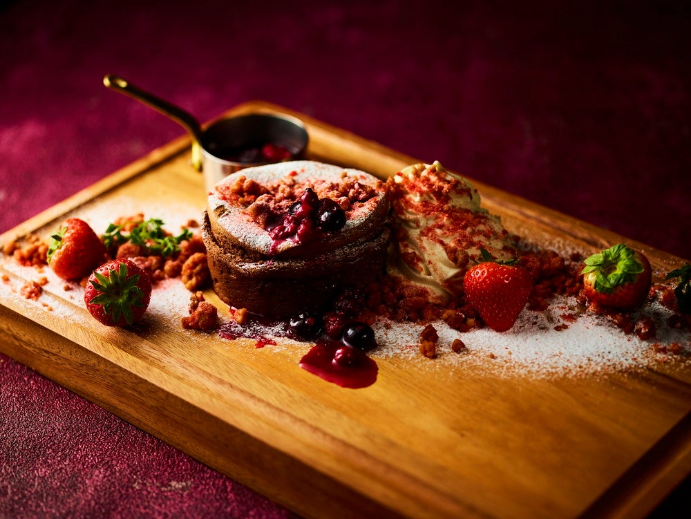 ストロベリーデザートブッフェ “Go To Strawberry”～空想のイチゴ旅へ出かけよう～／画像提供：ANAクラウンプラザホテル神戸