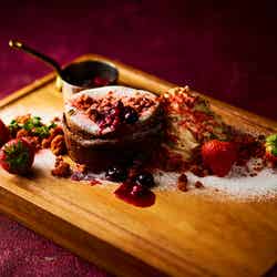 ストロベリーデザートブッフェ “Go To Strawberry”~空想のイチゴ旅へ出かけよう~/画像提供:ANAクラウンプラザホテル神戸