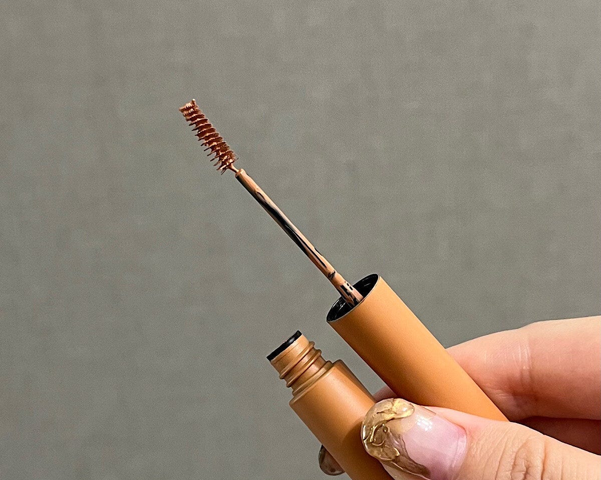 フジコ　マジカルアイブロウカラー　05アプリコットベージュ