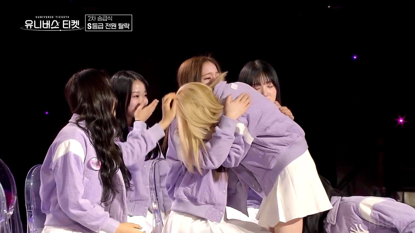 コトコ、ジュリア「UNIVERSE TICKET」第9話より（C）SBS