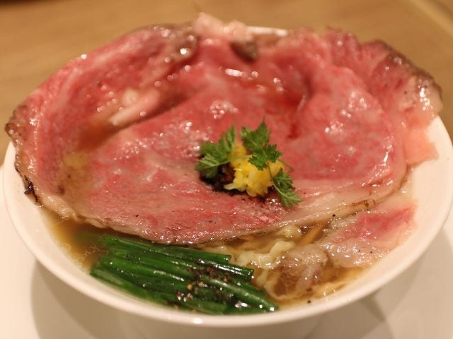 carousel_90b35fe16d74203401c28b1b27d12bf