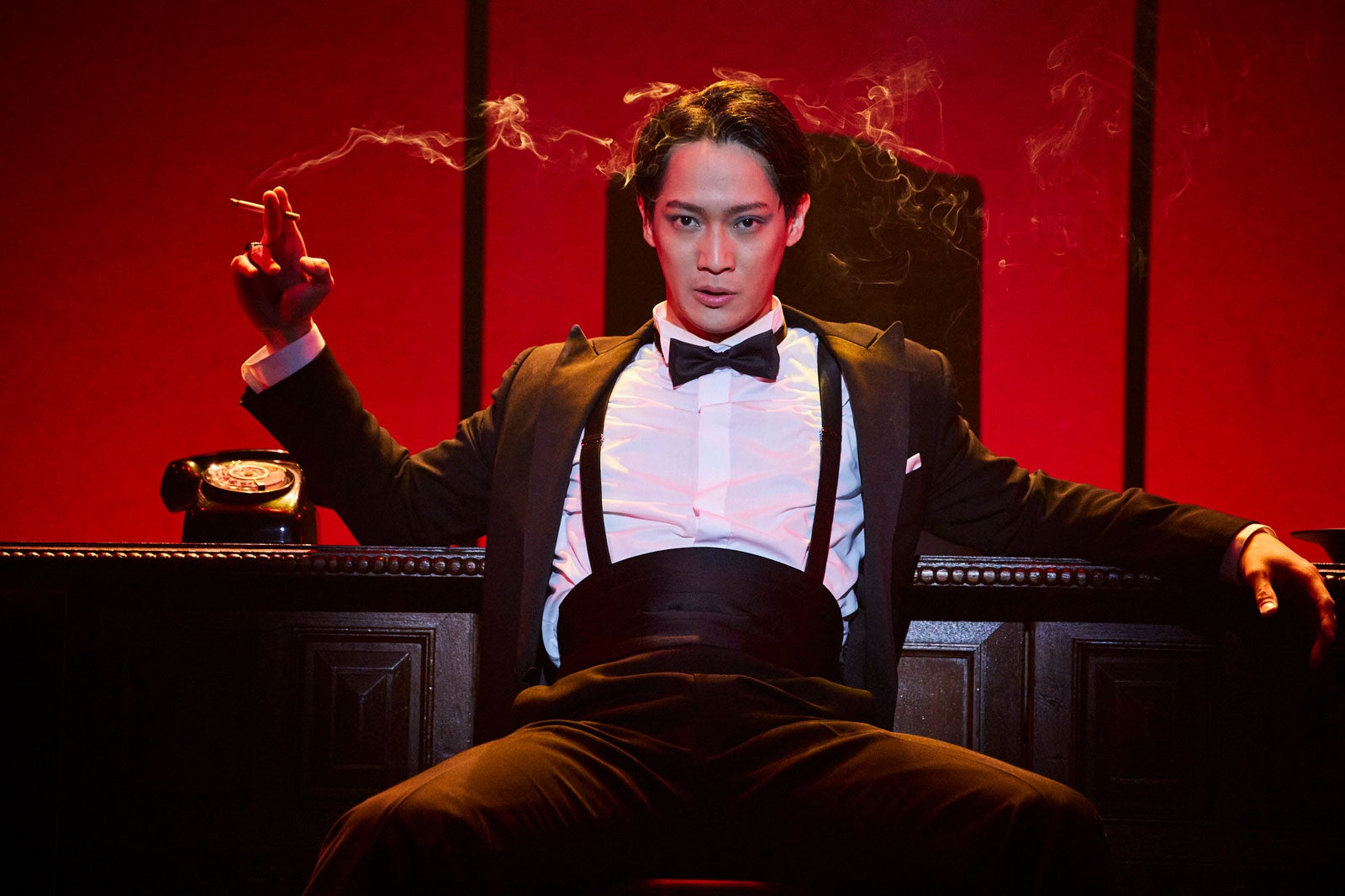 味方良介／2021年「熱海殺人事件 ラストレジェンド～旋律のダブルスタンバイ～」舞台写真 （提供写真）