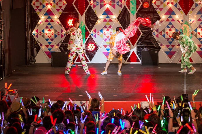 超特急/photo:米山三郎(SignaL)