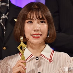 仲里依紗、助演女優賞で夫・中尾明慶から祝福受ける “あなそれ”で活きた出産&育児経験も語る<東京ドラマアウォード2017>