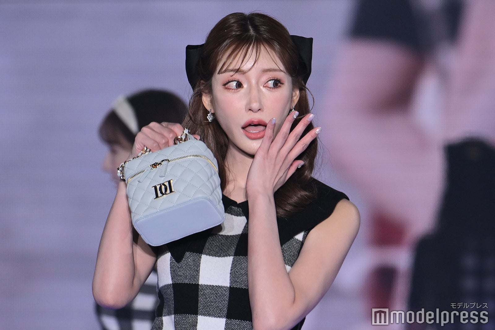 明日花キララ「関コレ 2023 S／S」より（C）モデルプレス