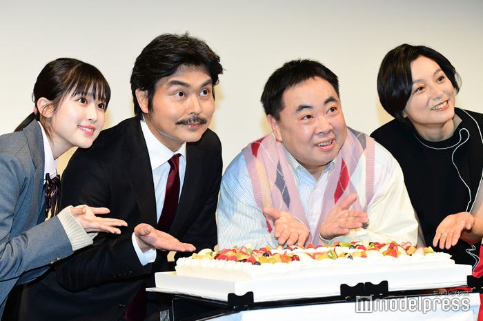 福本莉子、小澤征悦、塚地武雅、本上まなみ(C)モデルプレス