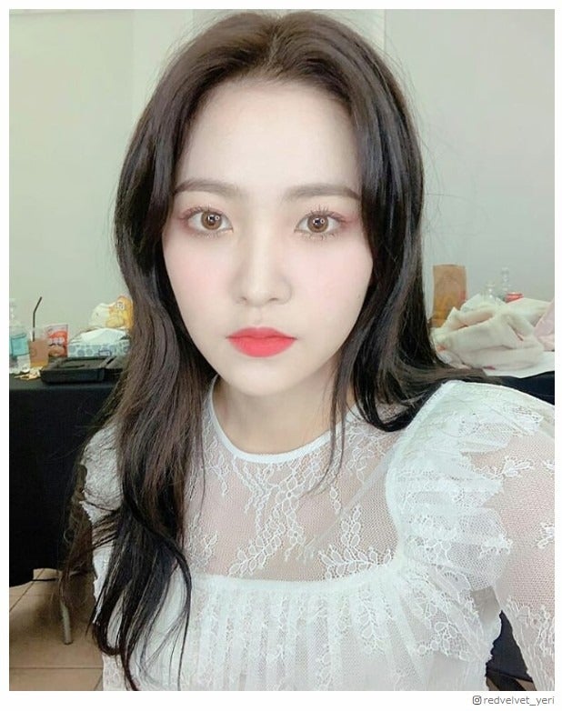 アリアナ・グランデ、Red Velvetイェリのインスタフォロー 韓国芸能人で初