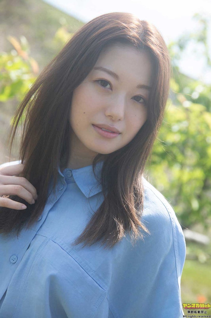 「女子高生ミスコン」萩田帆風、色白の美ボディに釘付け 水着でリフティングに挑戦