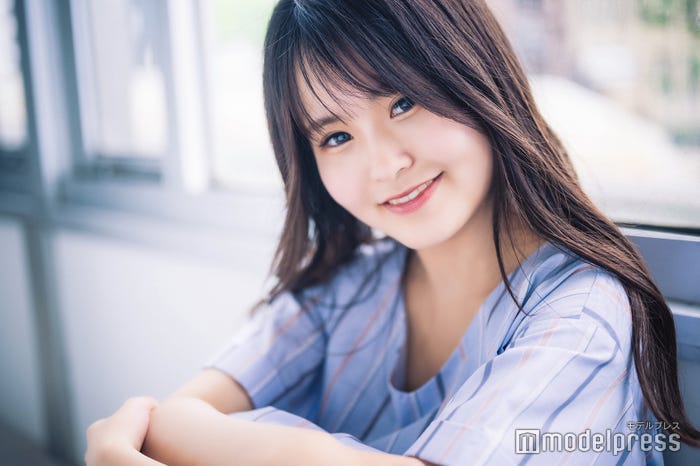 田中万葉さん(C)モデルプレス