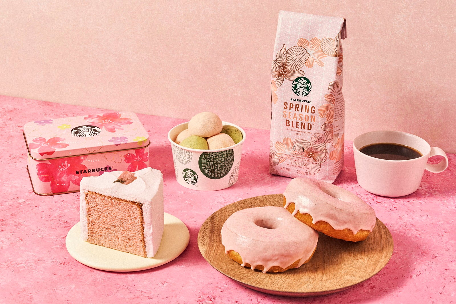 スタバ春の新作フード＆グッズ、2月15日より登場　桜ピンクのドーナツやケーキ、各種タンブラーなど