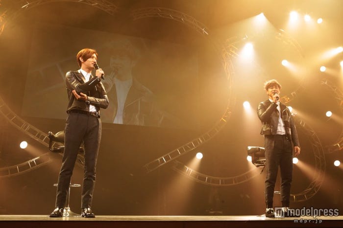 東方神起(左から)チャンミン、ユンホ